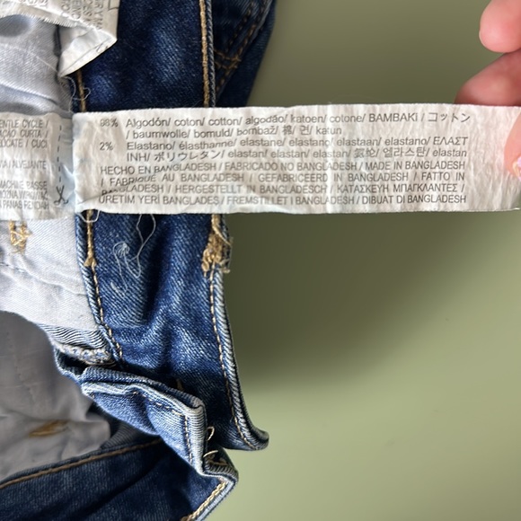 Zara Cuff Hem Denim Shorts - Picture 5 of 8